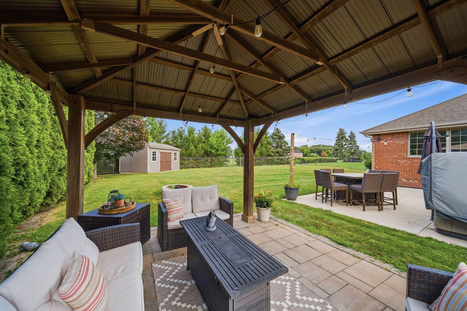 16065 Ridgewood Drive, Homer Glen, IL 60491
