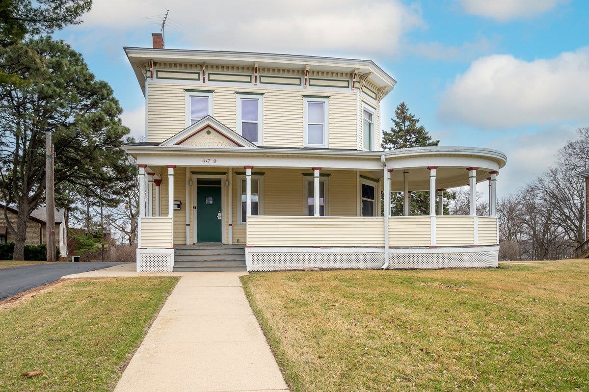 479 N Lake Street, Aurora, IL 60506 479 N Lake Street, Aurora, IL 60506