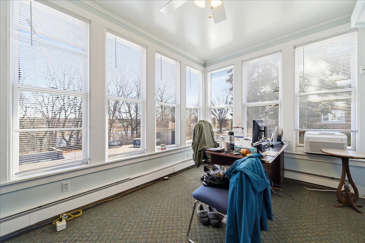 479 N Lake Street, Aurora, IL 60506 479 N Lake Street, Aurora, IL 60506