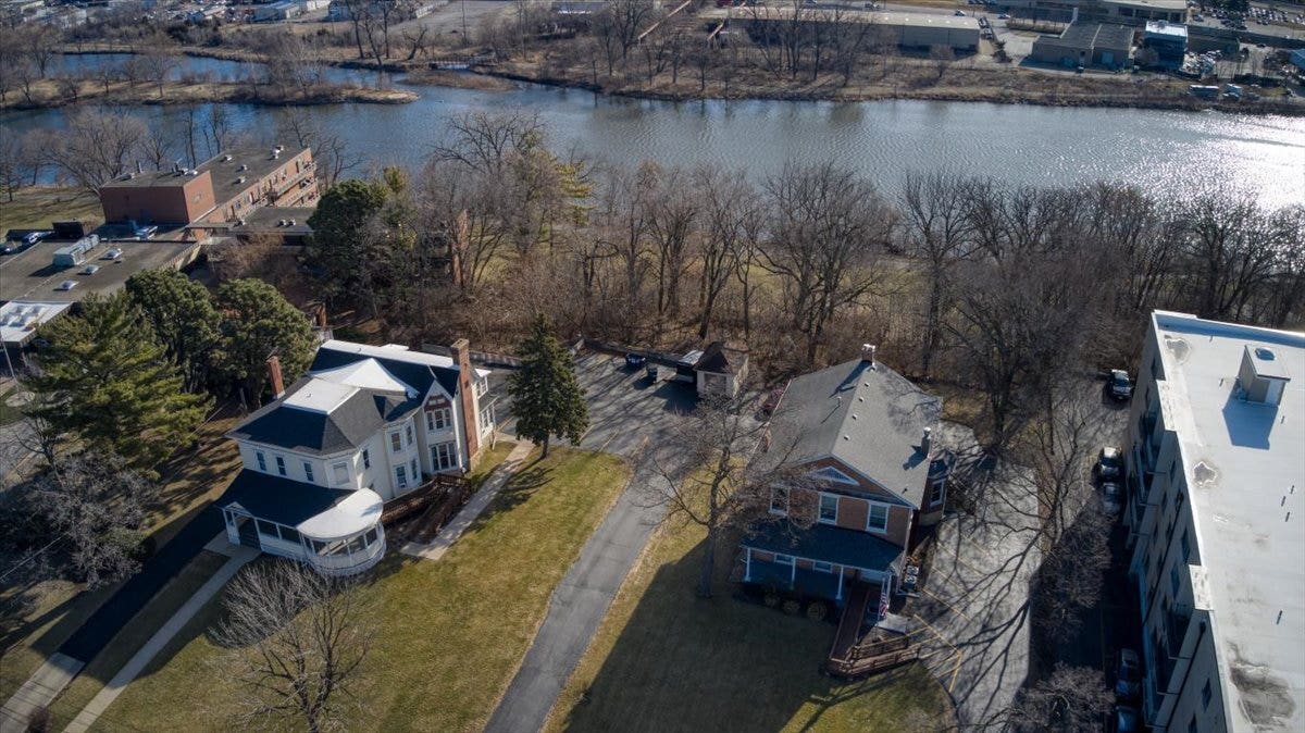 479 N Lake Street, Aurora, IL 60506 479 N Lake Street, Aurora, IL 60506