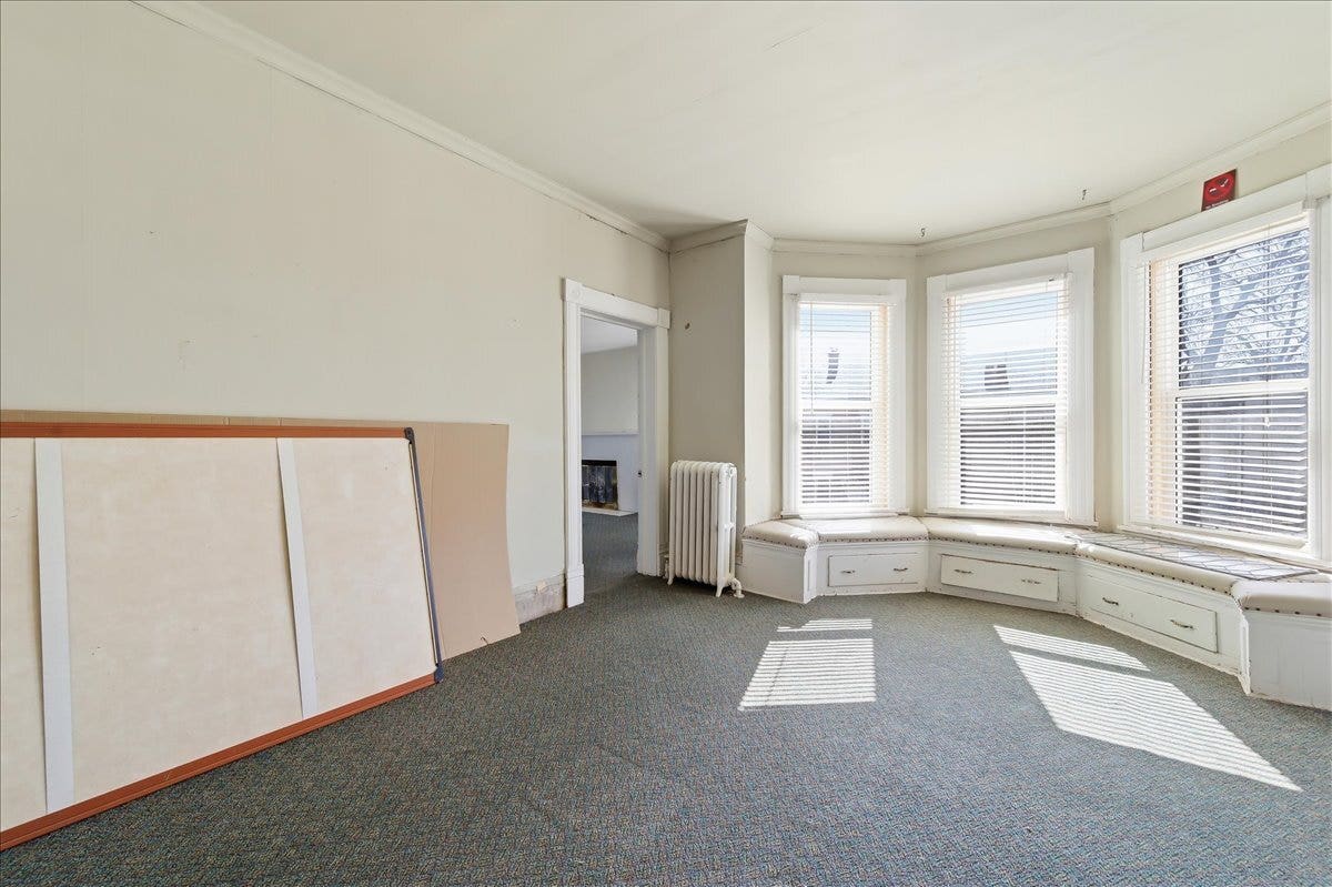 479 N Lake Street, Aurora, IL 60506 479 N Lake Street, Aurora, IL 60506