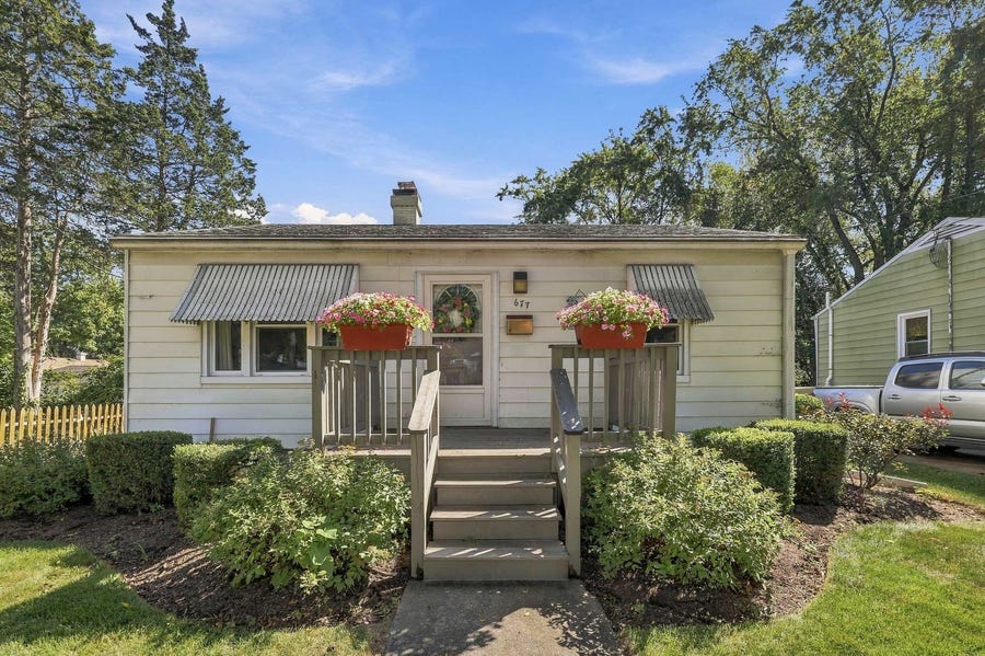 Property photo for 677 Clark Street, Elgin, IL