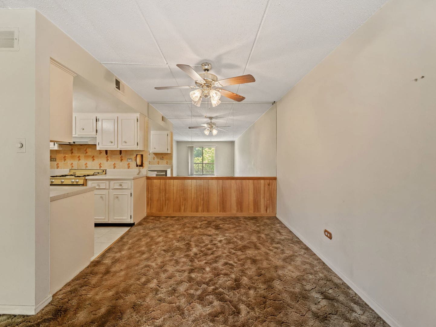 500 Redondo Drive, #205, Downers Grove, IL 60516 500 Redondo Drive, #205, Downers Grove, IL 60516