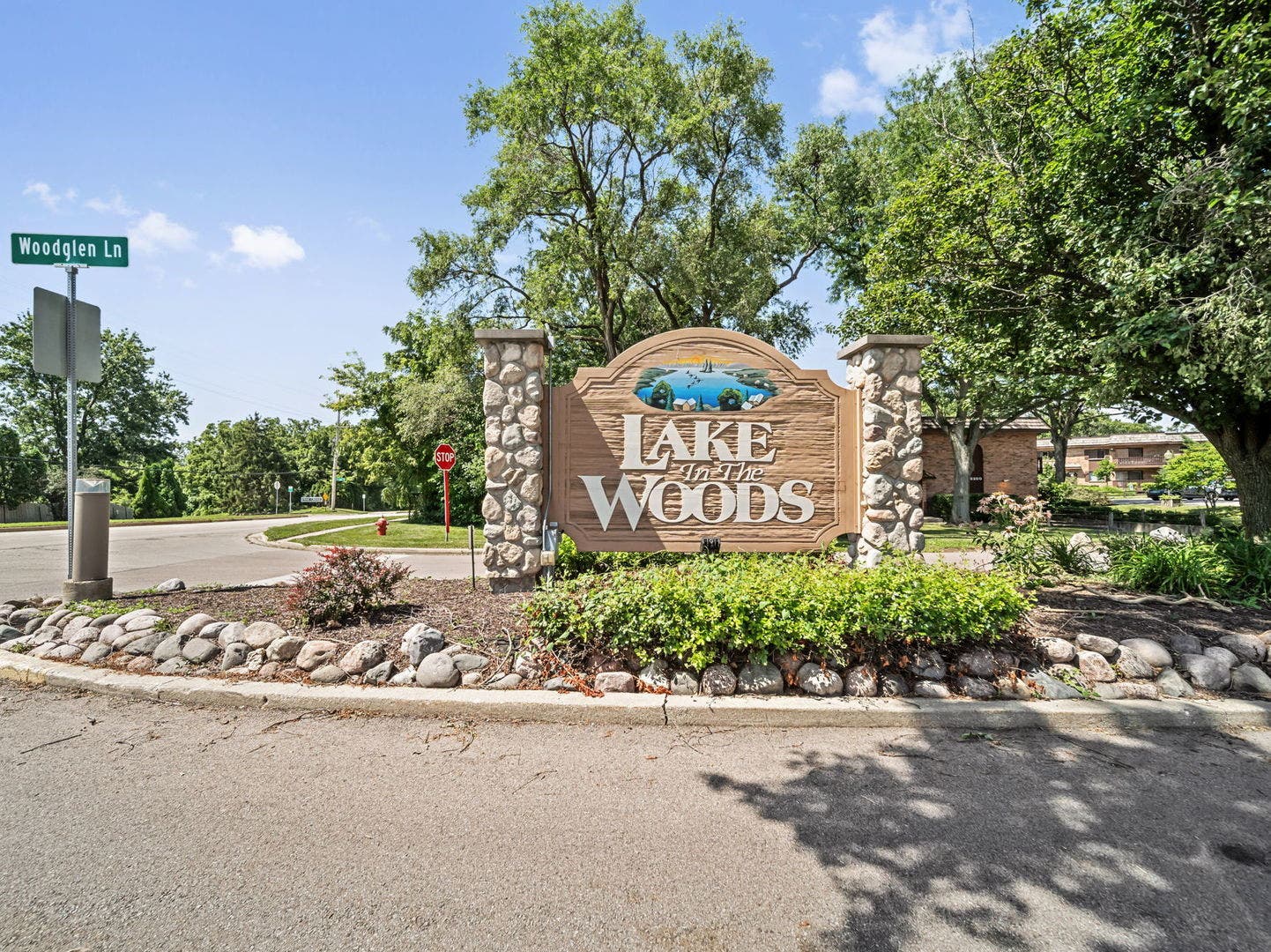 500 Redondo Drive, #205, Downers Grove, IL 60516 500 Redondo Drive, #205, Downers Grove, IL 60516