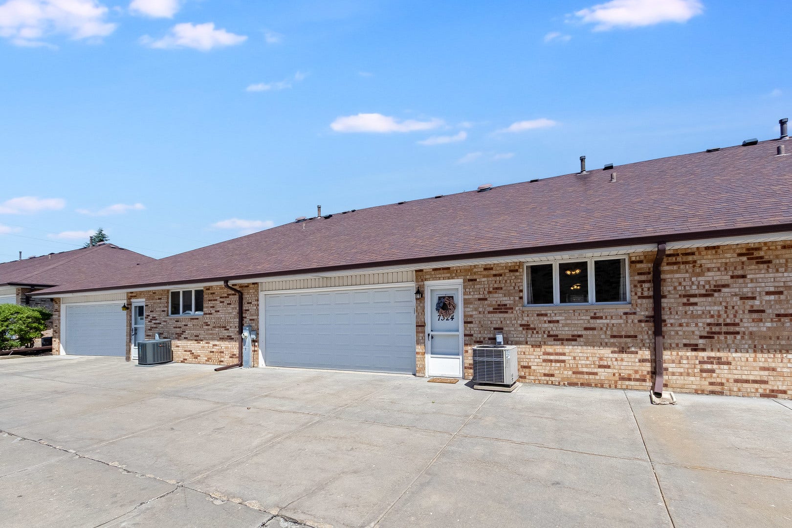 7324 W 152ND Street, #73, Orland Park, IL 60462 7324 W 152ND Street, #73, Orland Park, IL 60462