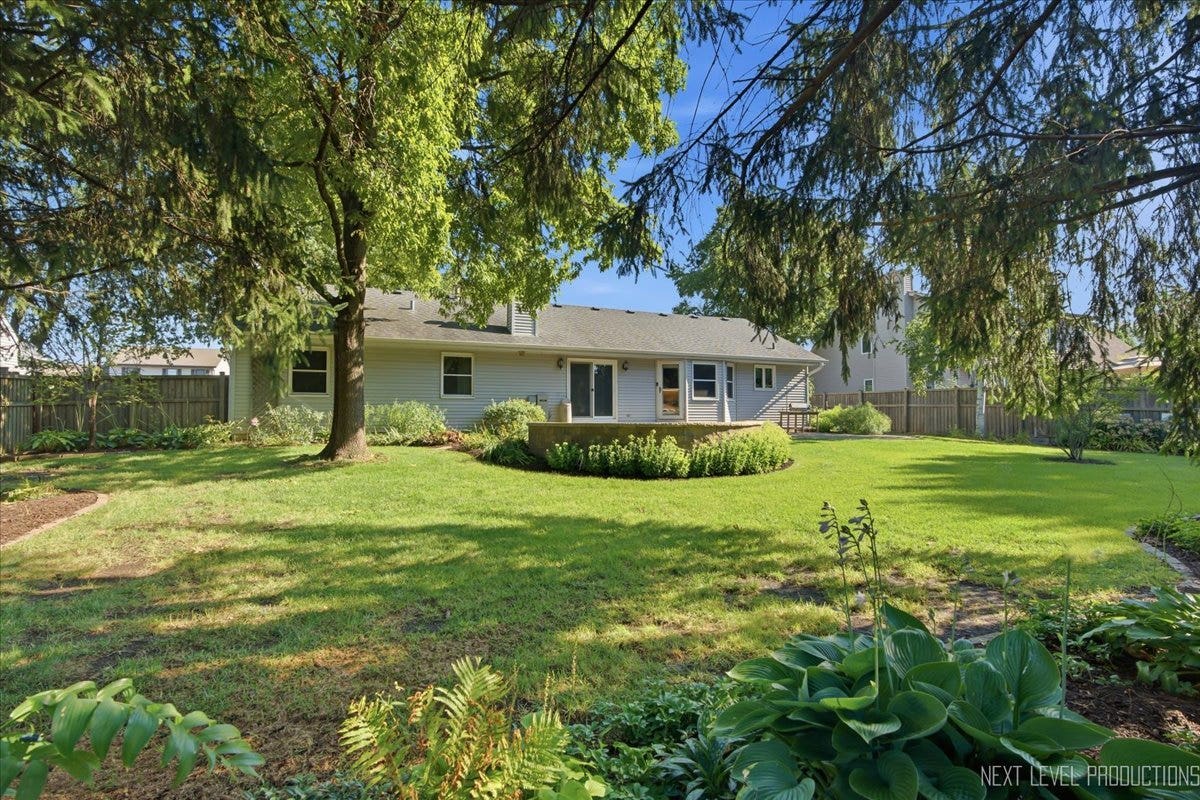 708 E Coady Drive, Minooka, IL 60447 708 E Coady Drive, Minooka, IL 60447