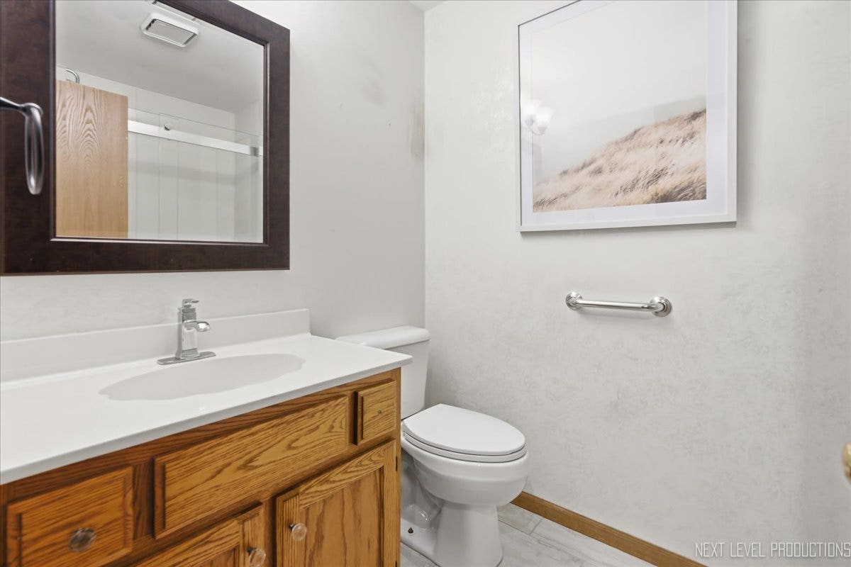 708 E Coady Drive, Minooka, IL 60447 708 E Coady Drive, Minooka, IL 60447