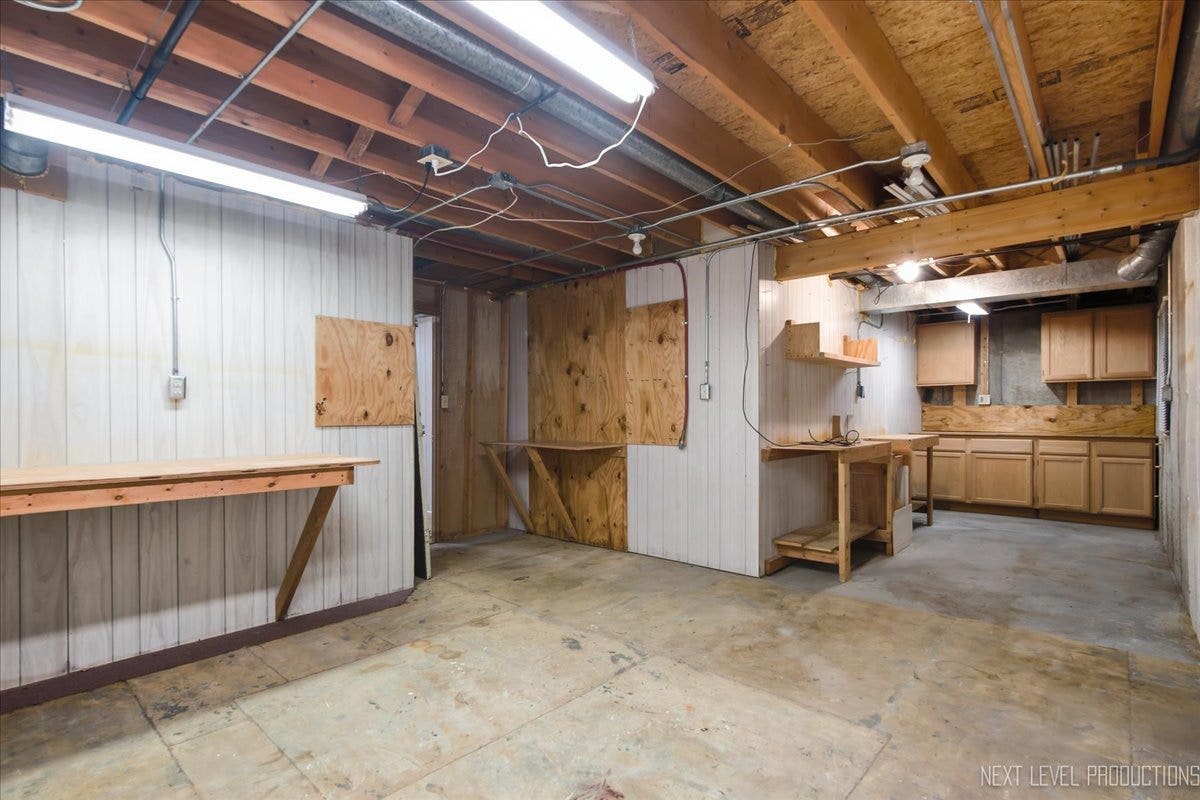 708 E Coady Drive, Minooka, IL 60447 708 E Coady Drive, Minooka, IL 60447