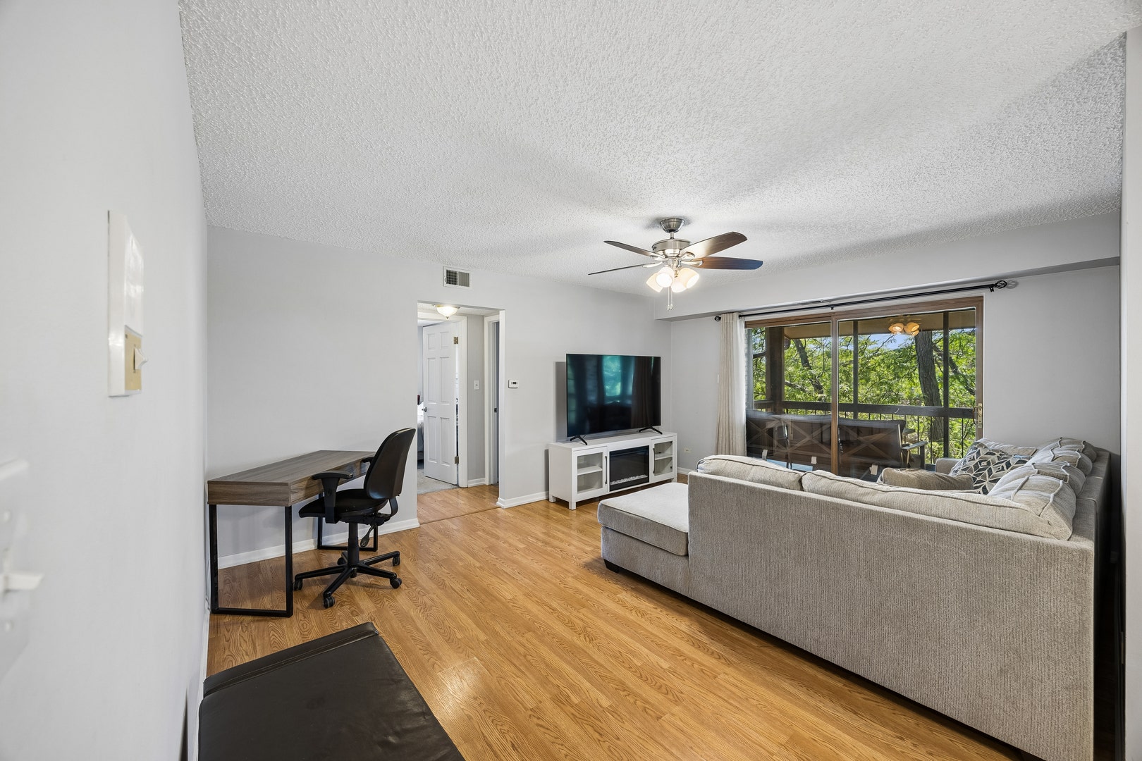 7523 175th Street, #731, Tinley Park, IL 60477