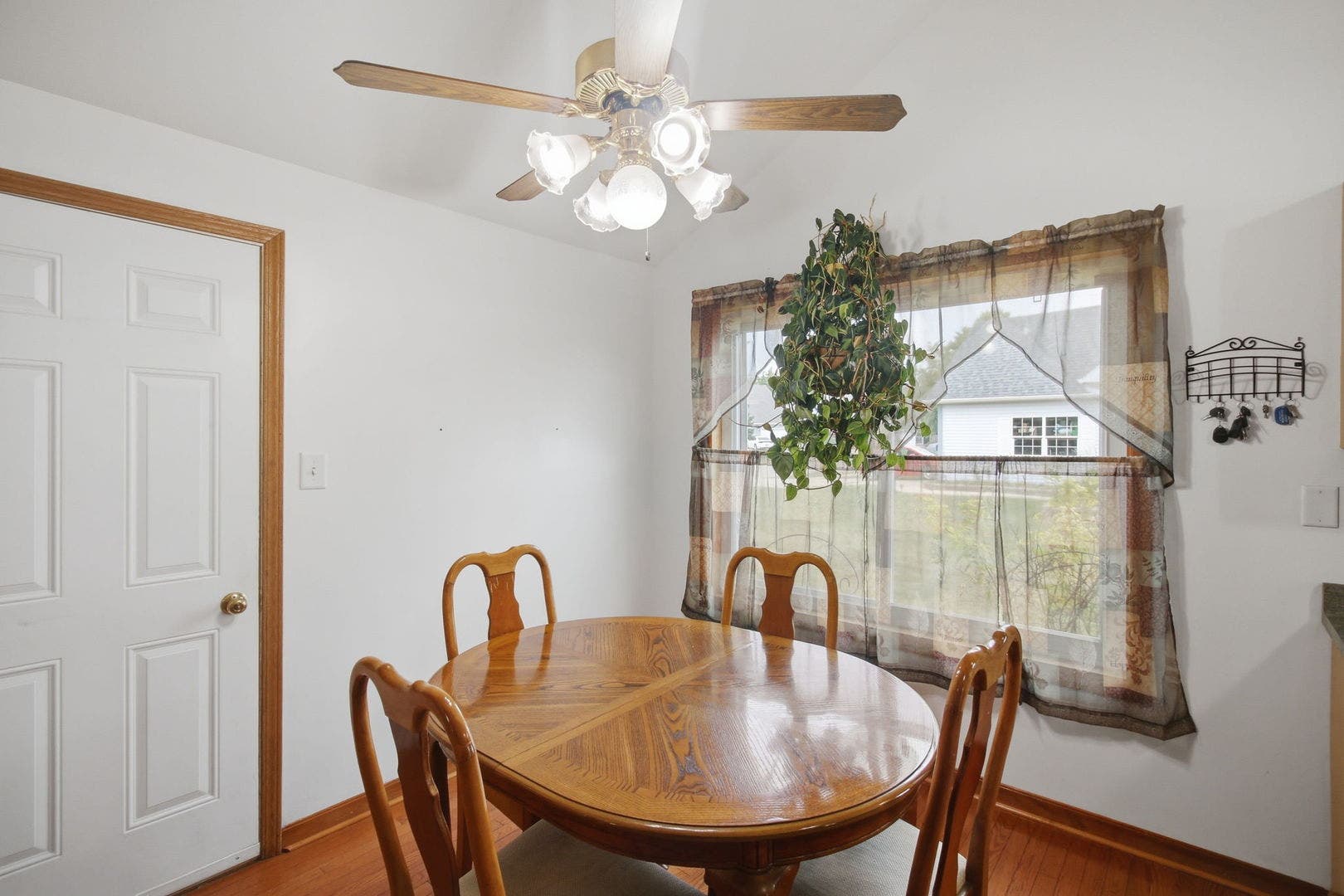 806 Edgerton Drive, Joliet, IL 60435