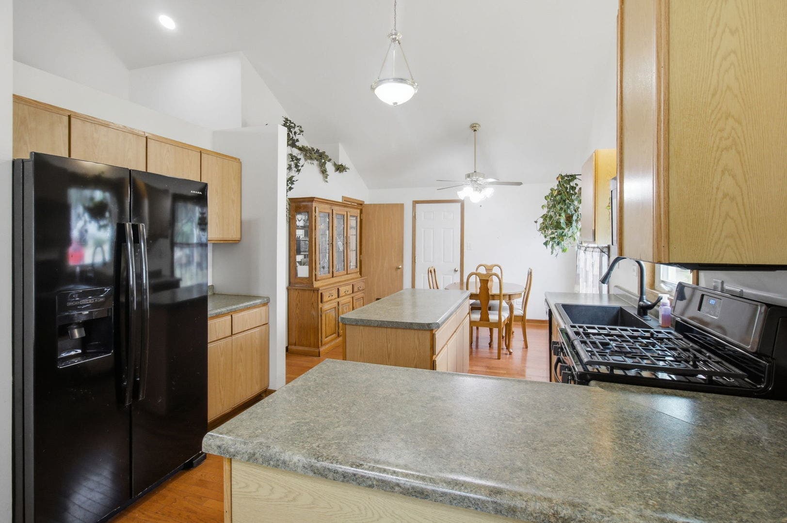 806 Edgerton Drive, Joliet, IL 60435