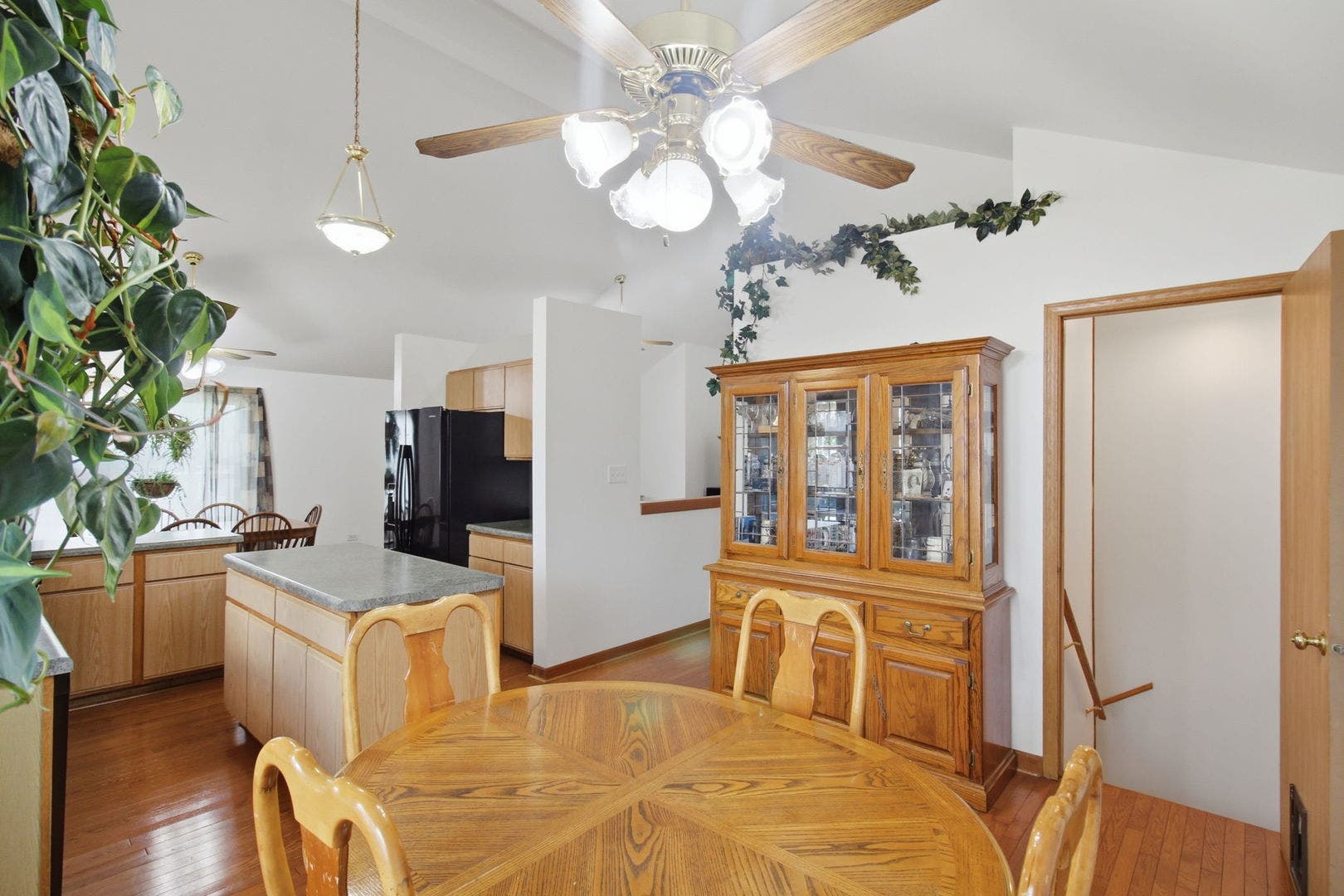 806 Edgerton Drive, Joliet, IL 60435