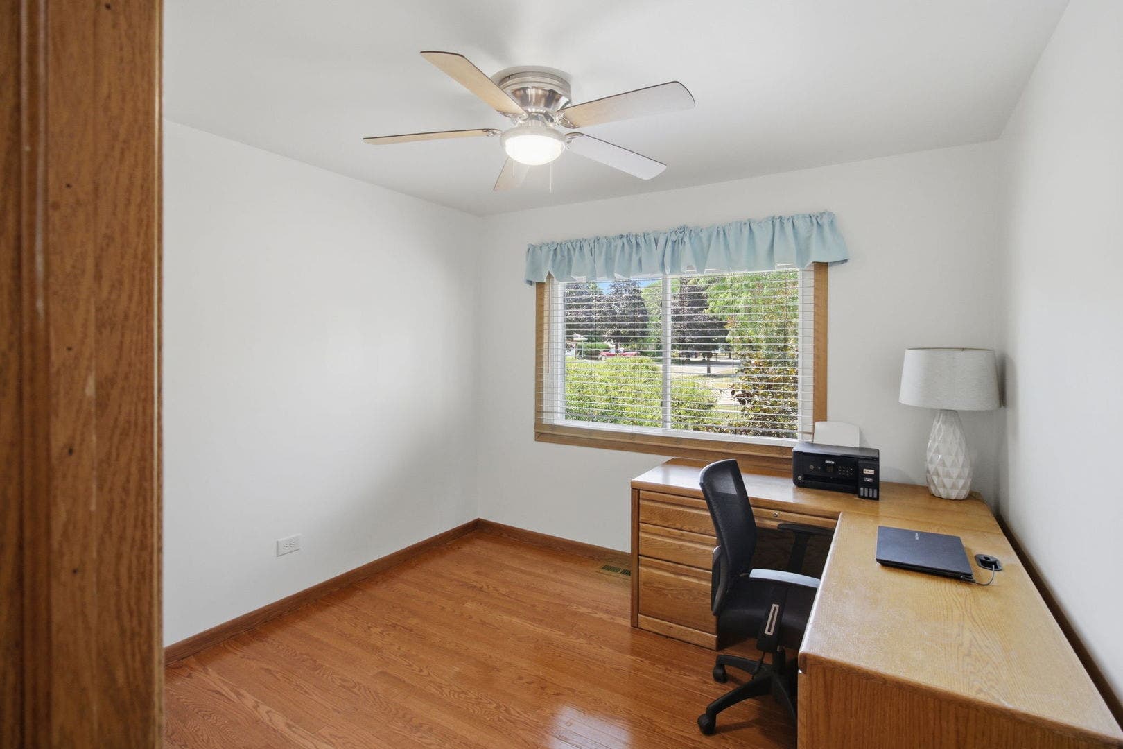 806 Edgerton Drive, Joliet, IL 60435