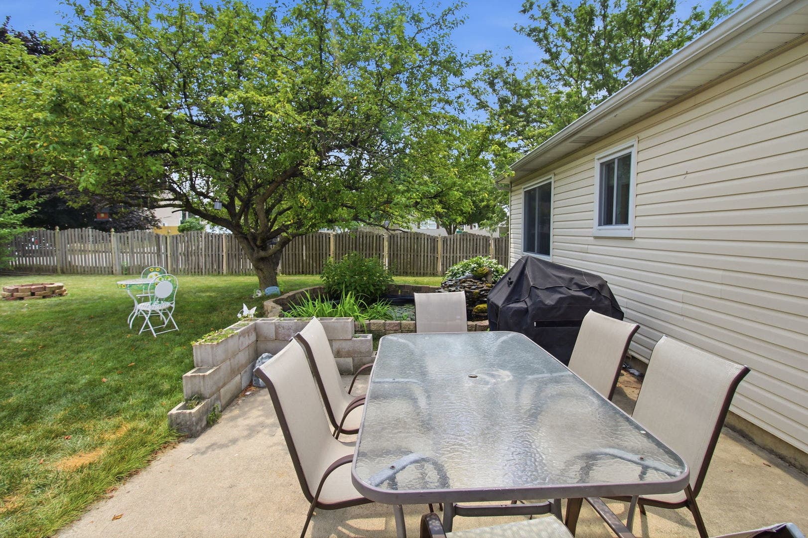 806 Edgerton Drive, Joliet, IL 60435