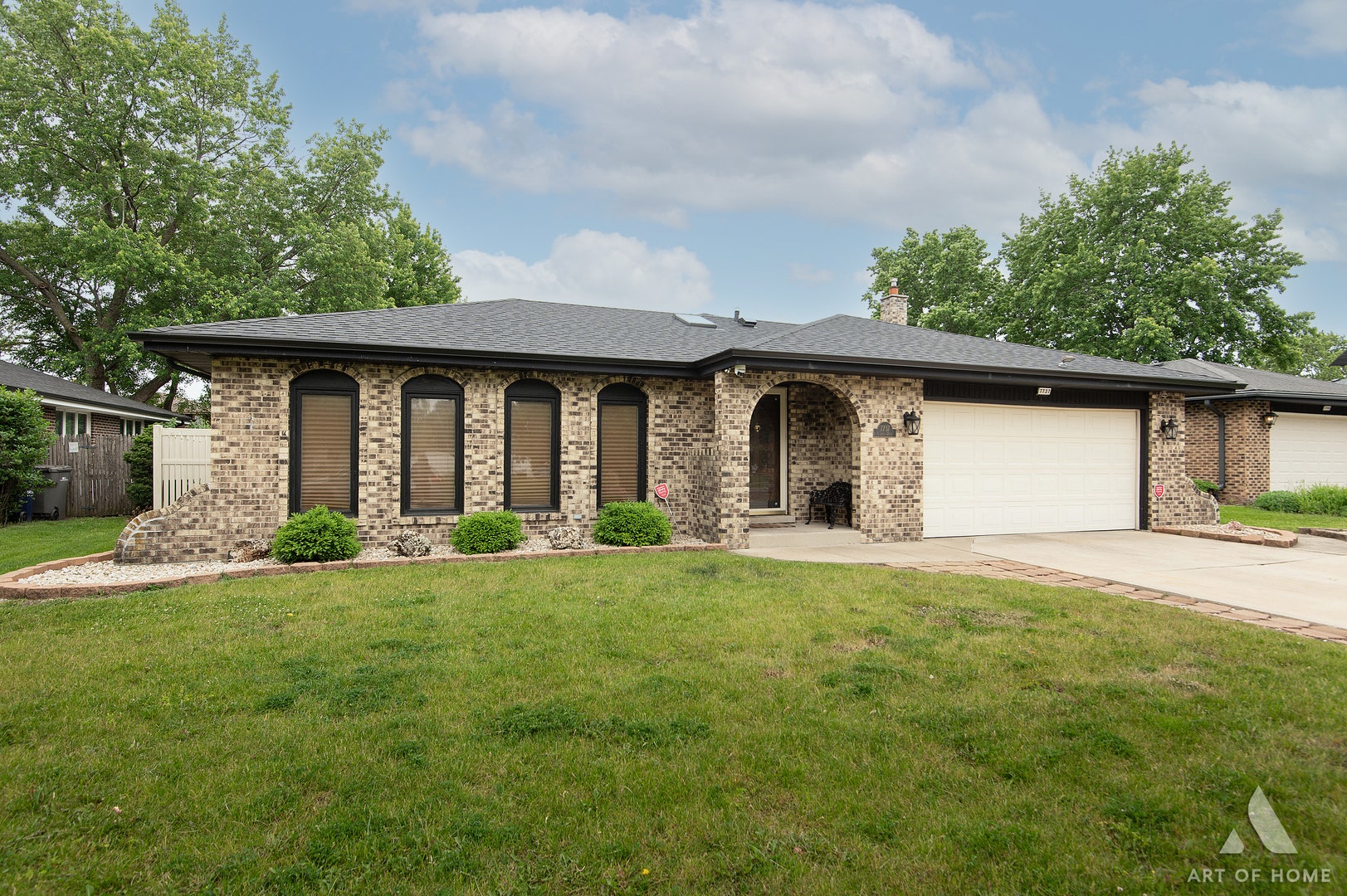 7737 Cashew Drive, Orland Park, IL 60462