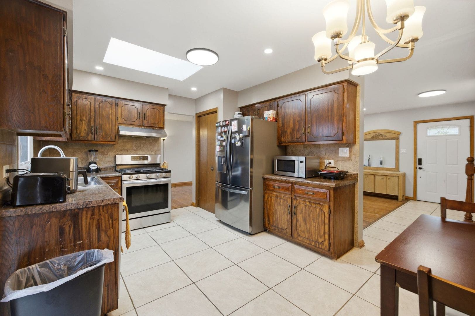 8612 Carriage Lane, Tinley Park, IL 60487 8612 Carriage Lane, Tinley Park, IL 60487