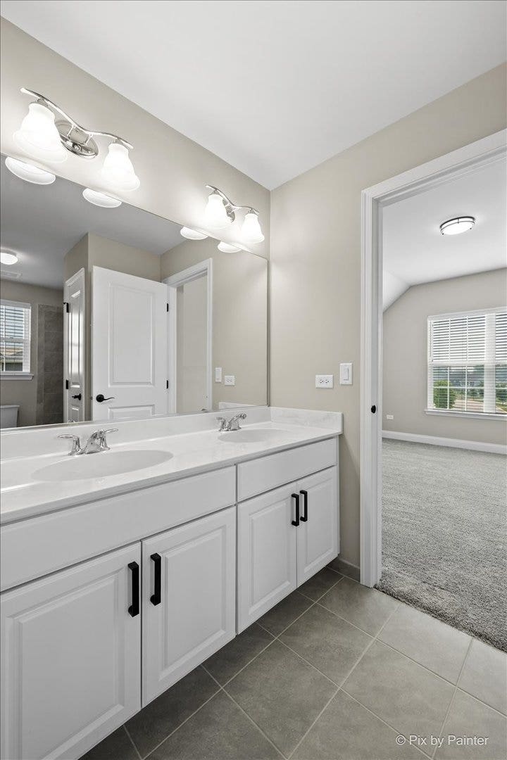 1451 Bethpage Circle, Elgin, IL 60124 1451 Bethpage Circle, Elgin, IL 60124