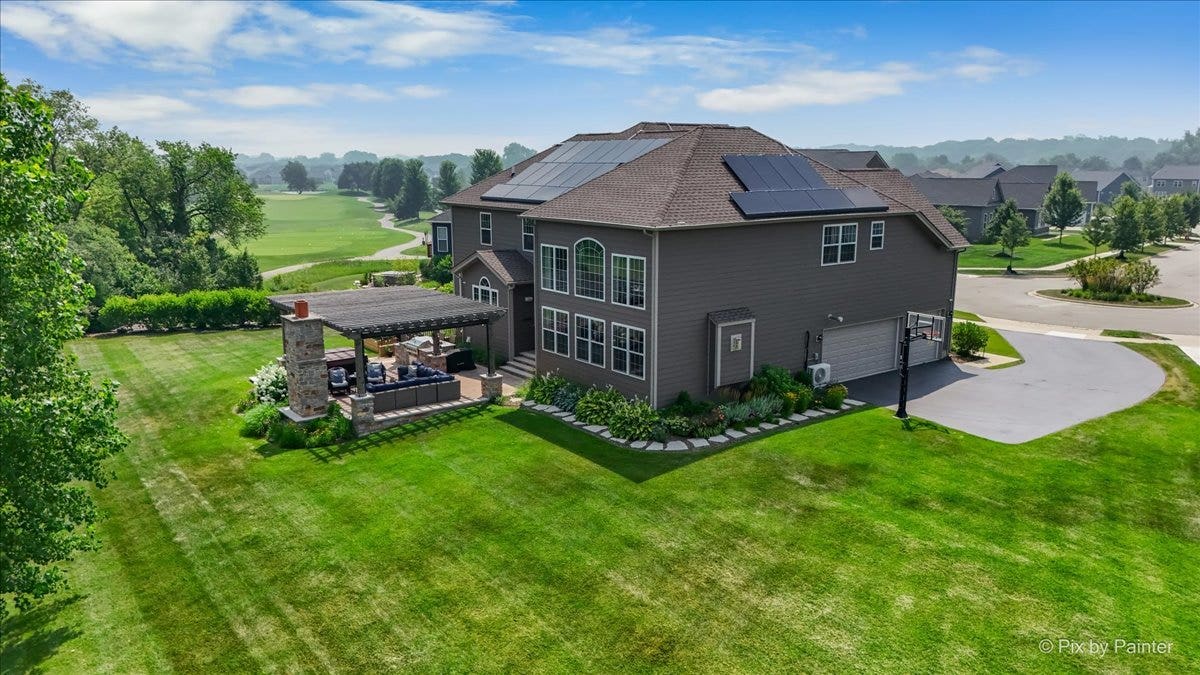 1451 Bethpage Circle, Elgin, IL 60124 1451 Bethpage Circle, Elgin, IL 60124