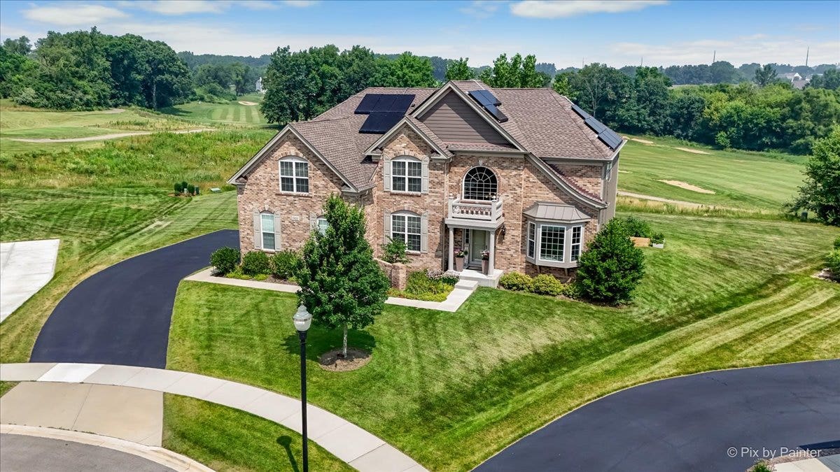 1451 Bethpage Circle, Elgin, IL 60124 1451 Bethpage Circle, Elgin, IL 60124