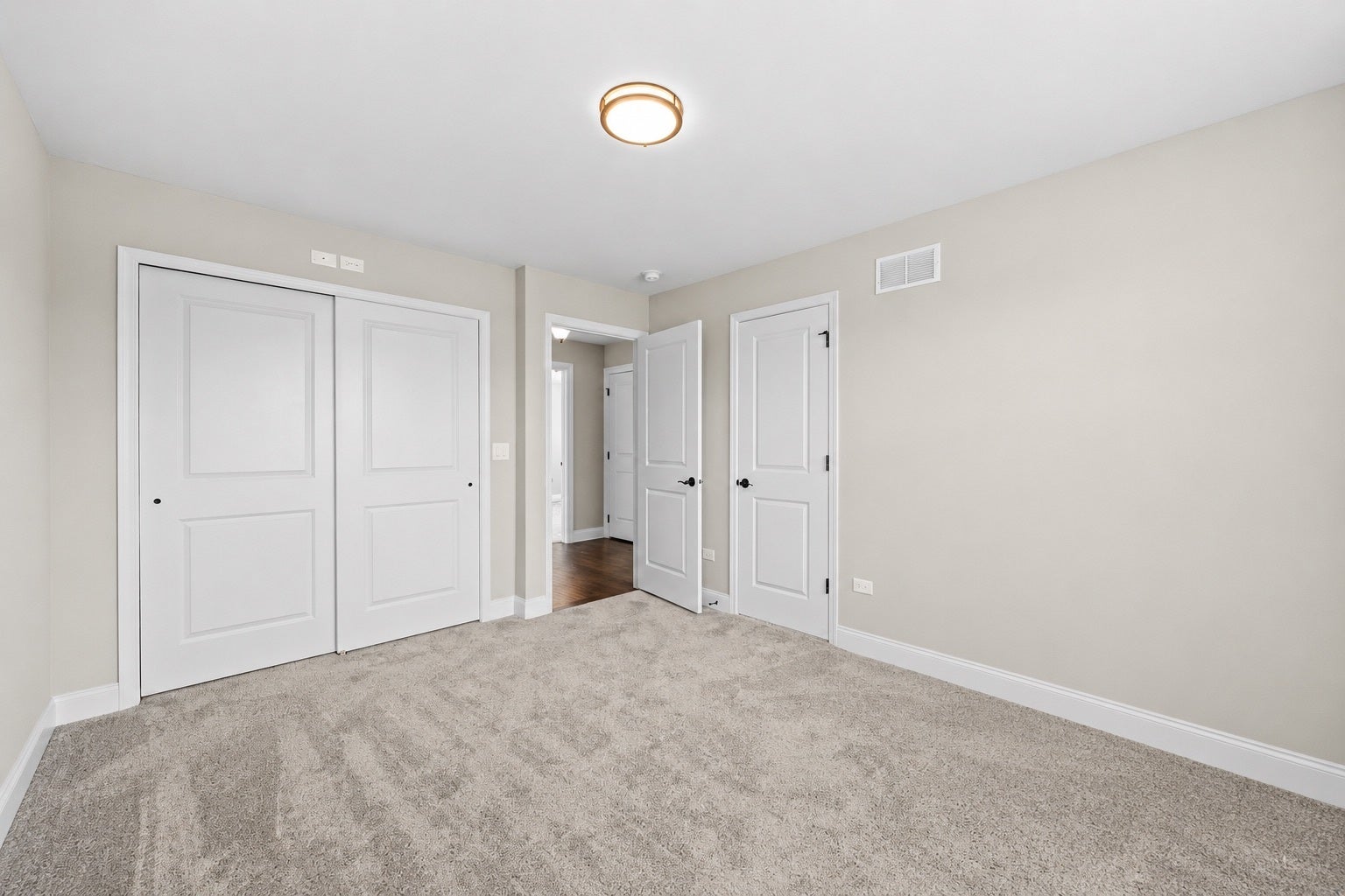 1451 Bethpage Circle, Elgin, IL 60124 1451 Bethpage Circle, Elgin, IL 60124