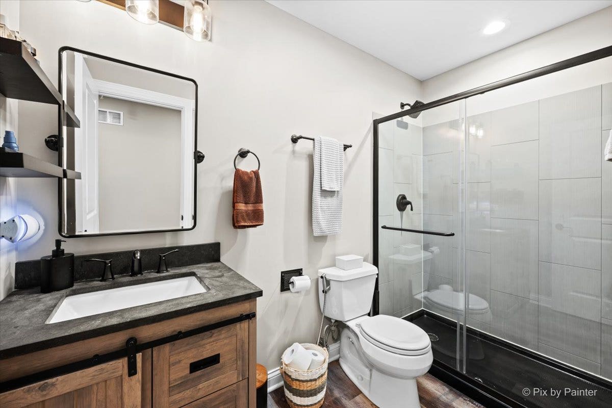1451 Bethpage Circle, Elgin, IL 60124 1451 Bethpage Circle, Elgin, IL 60124