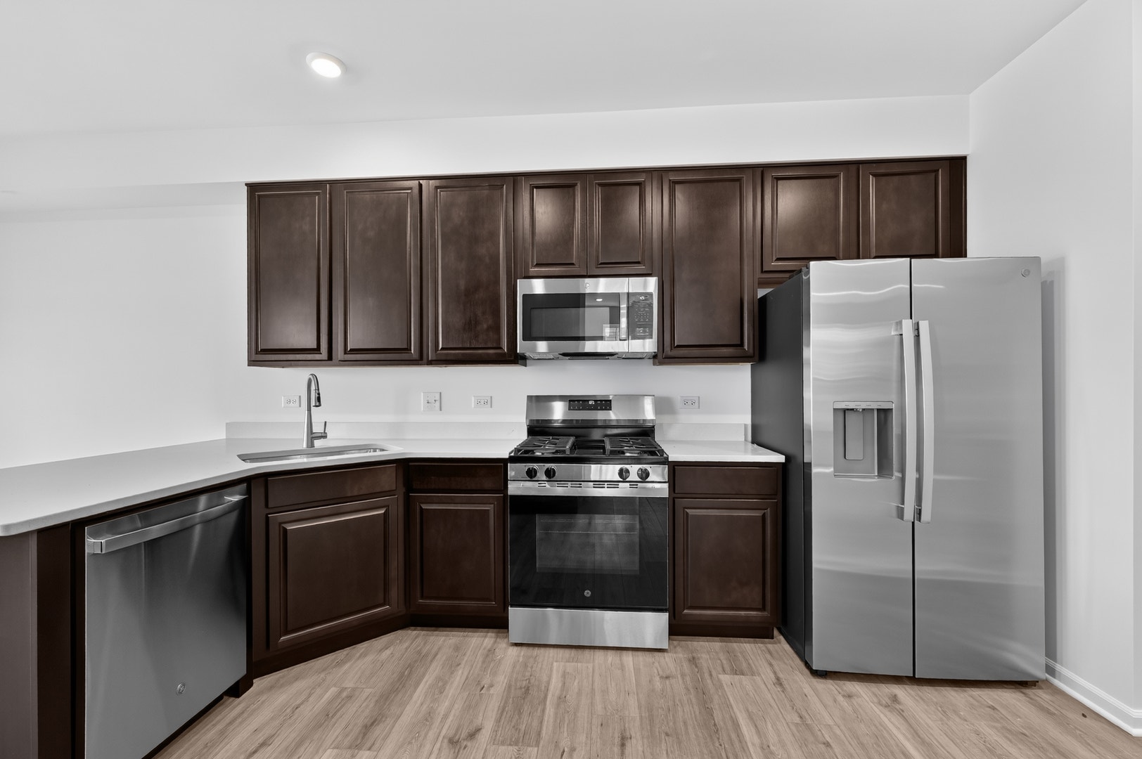 7709 Nightshade Lane, Joliet, IL 60431 7709 Nightshade Lane, Joliet, IL 60431