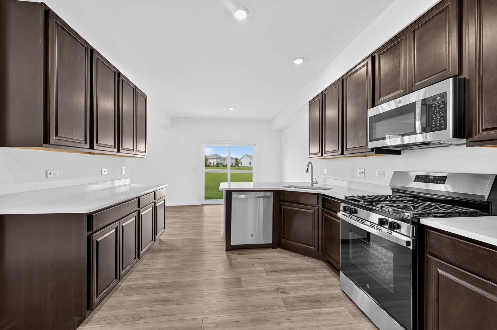 7709 Nightshade Lane, Joliet, IL 60431 7709 Nightshade Lane, Joliet, IL 60431