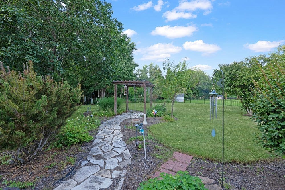 2304 Tremont Avenue, Aurora, IL 60502 2304 Tremont Avenue, Aurora, IL 60502