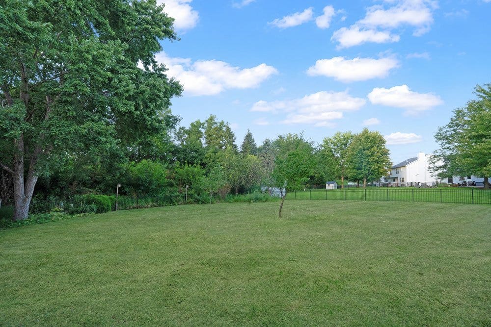 2304 Tremont Avenue, Aurora, IL 60502 2304 Tremont Avenue, Aurora, IL 60502