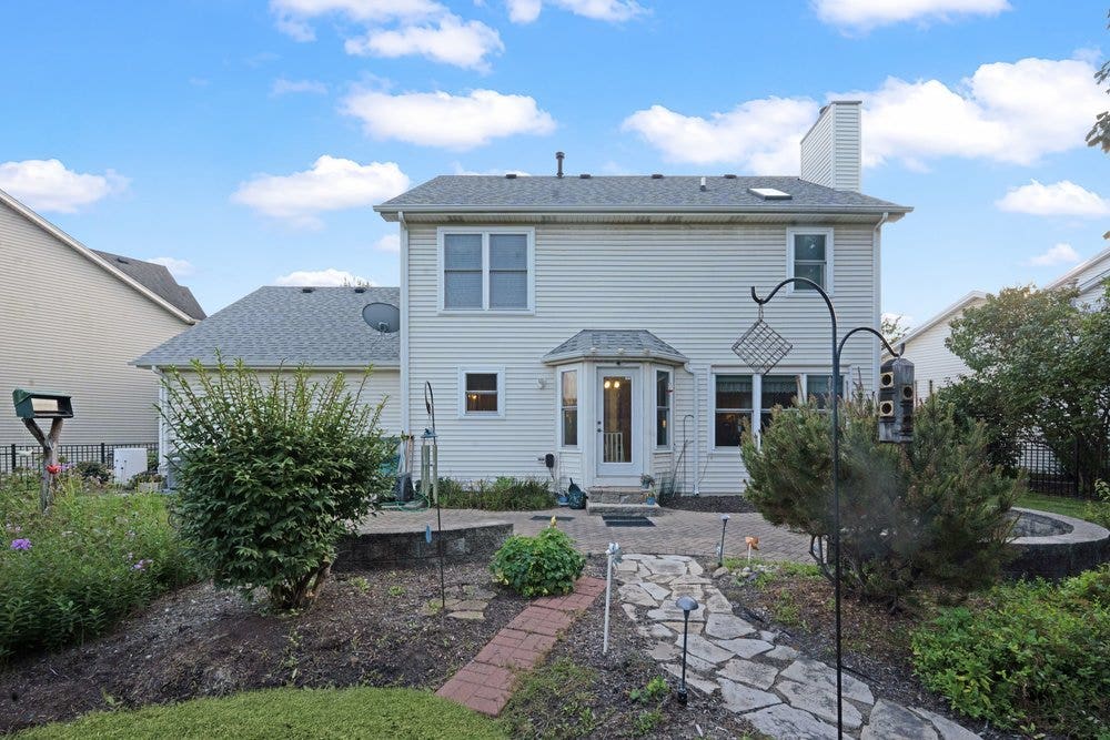 2304 Tremont Avenue, Aurora, IL 60502 2304 Tremont Avenue, Aurora, IL 60502