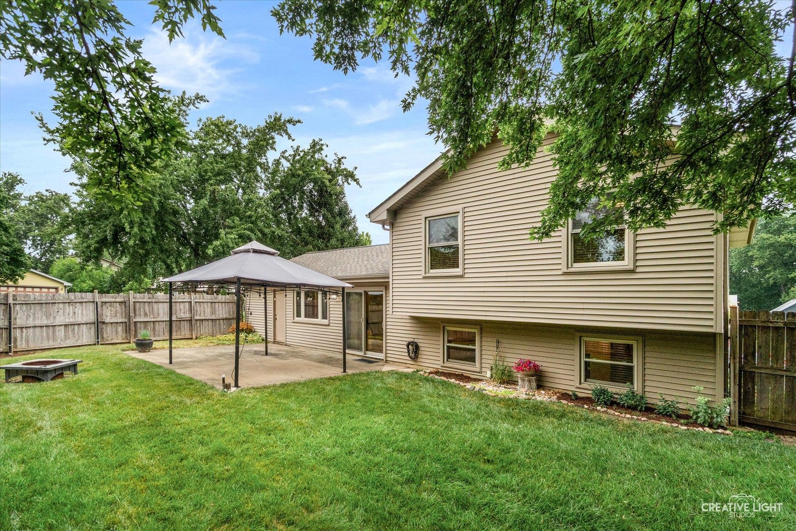 231 Lincolnshire Lane, Bolingbrook, IL 60440 231 Lincolnshire Lane, Bolingbrook, IL 60440