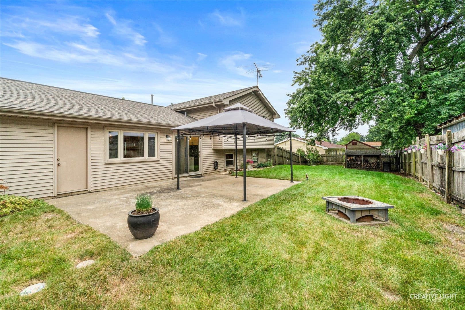 231 Lincolnshire Lane, Bolingbrook, IL 60440 231 Lincolnshire Lane, Bolingbrook, IL 60440