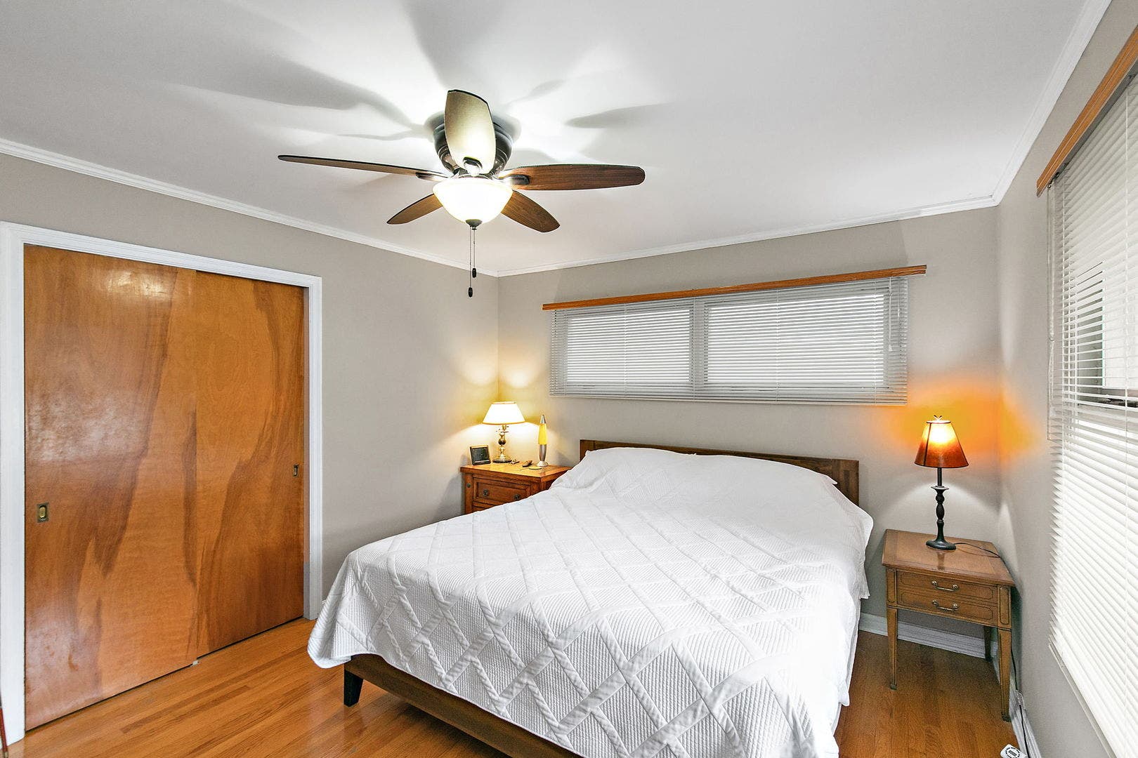 846 Sioux Drive, Elgin, IL 60120 846 Sioux Drive, Elgin, IL 60120