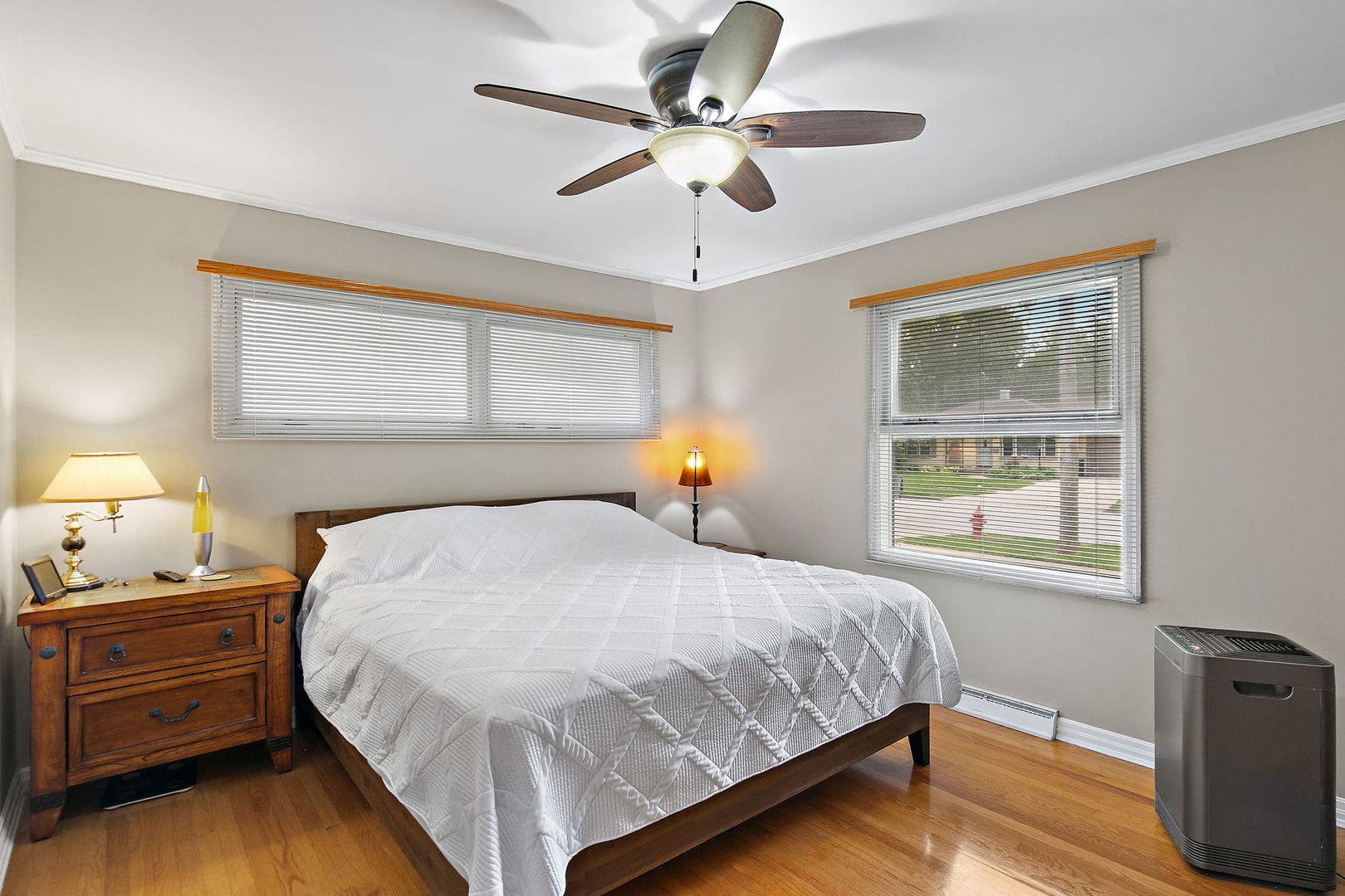 846 Sioux Drive, Elgin, IL 60120 846 Sioux Drive, Elgin, IL 60120