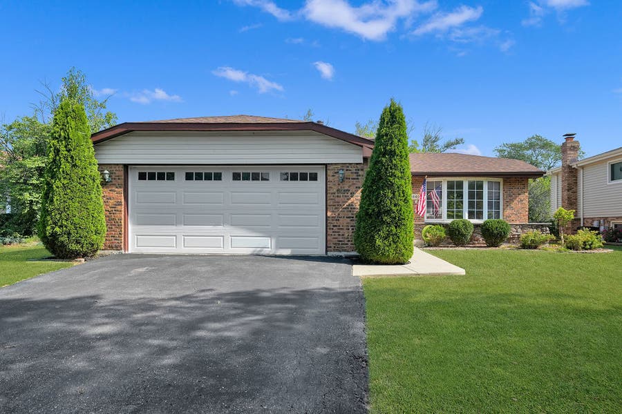 Property photo for 8840 Leslie Drive, Orland Hills, IL