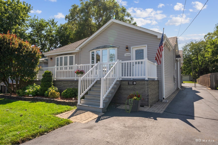 Property photo for 15226 Kilpatrick Avenue, Oak Forest, IL