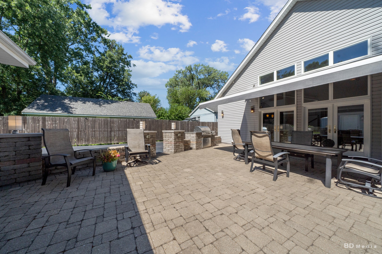 15226 Kilpatrick Avenue, Oak Forest, IL 60452