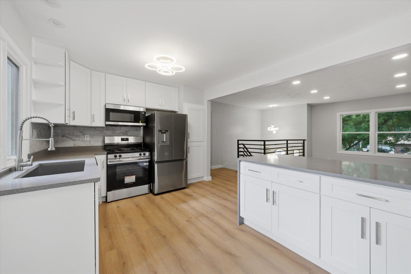 212 Kenilworth Drive, Bolingbrook, IL 60440 212 Kenilworth Drive, Bolingbrook, IL 60440