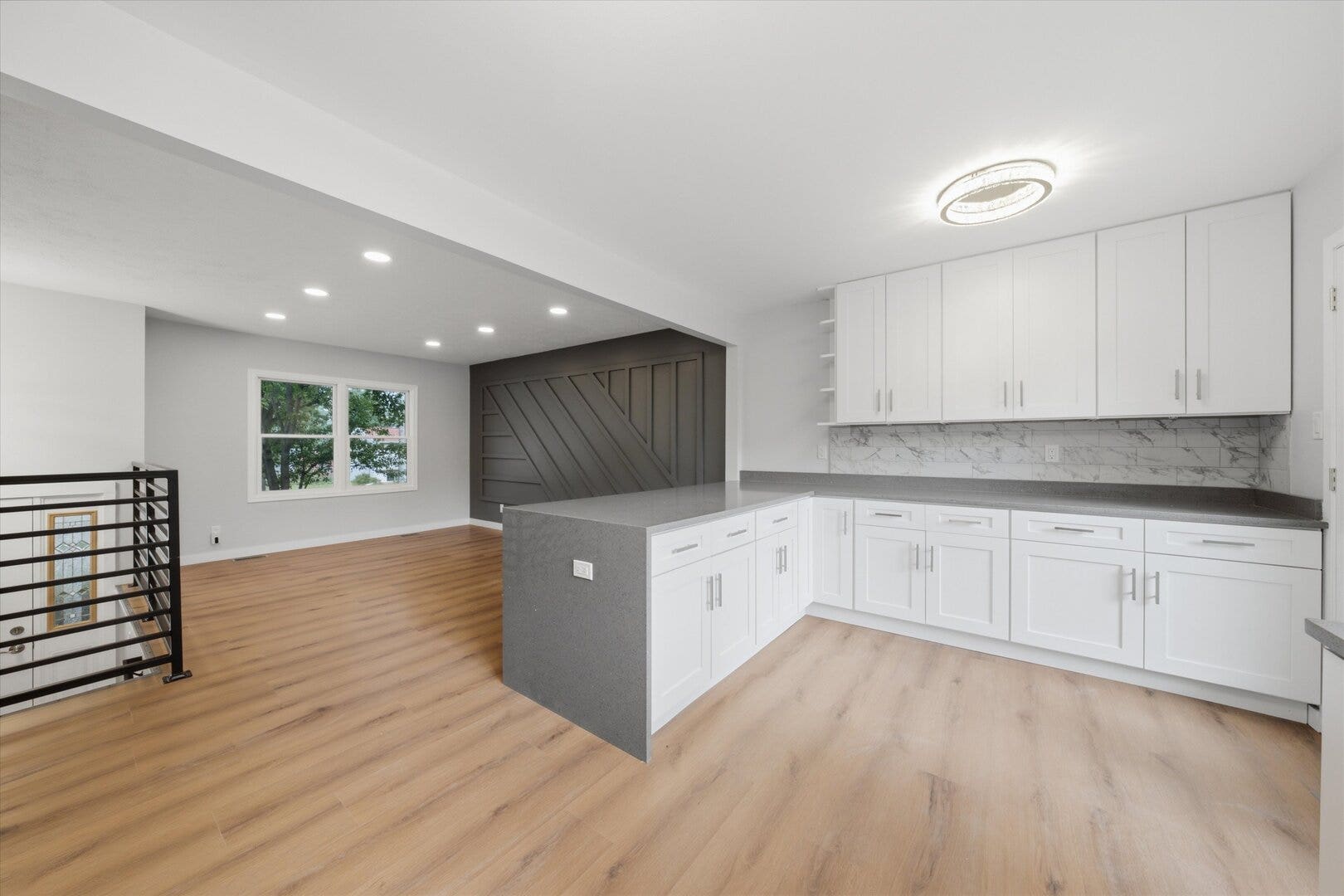 212 Kenilworth Drive, Bolingbrook, IL 60440 212 Kenilworth Drive, Bolingbrook, IL 60440
