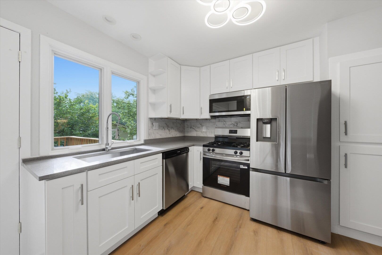 212 Kenilworth Drive, Bolingbrook, IL 60440 212 Kenilworth Drive, Bolingbrook, IL 60440