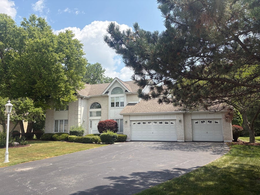 Property photo for 629 Sequoia Lane, Flossmoor, IL