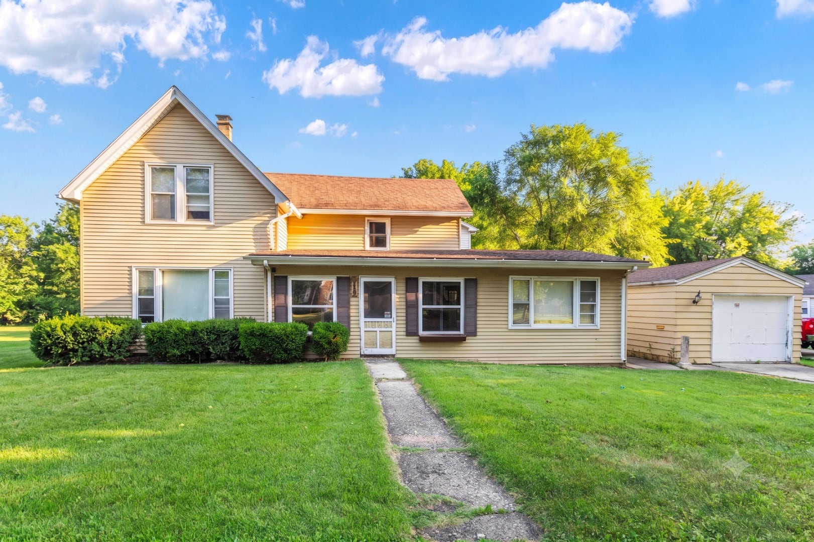 514 Locust Street, Elgin, IL 60123 514 Locust Street, Elgin, IL 60123