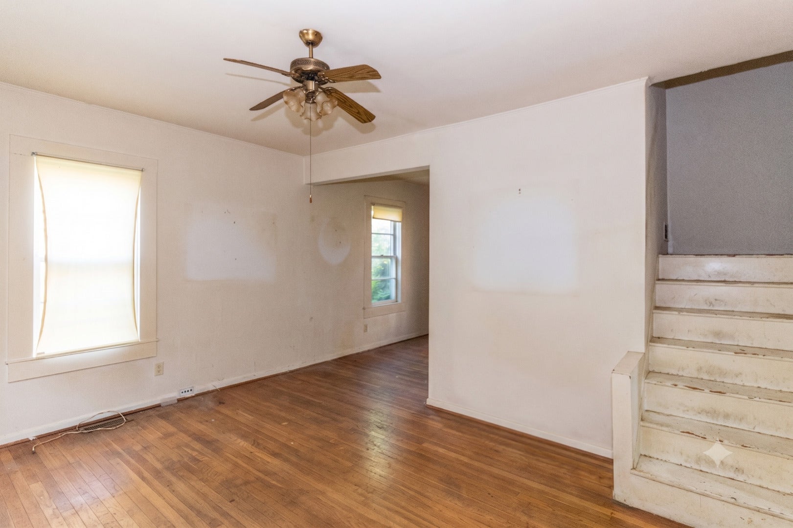 514 Locust Street, Elgin, IL 60123 514 Locust Street, Elgin, IL 60123