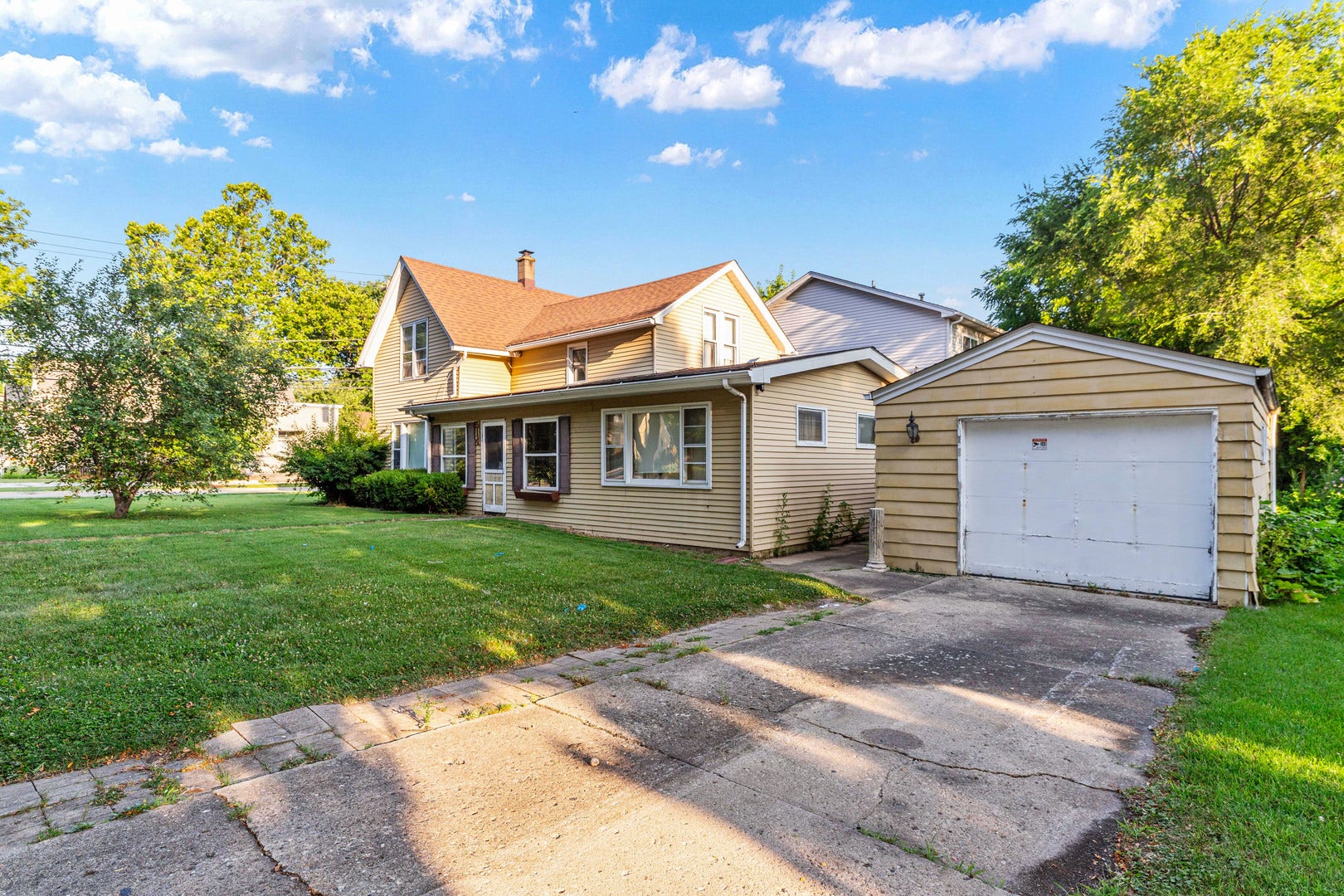514 Locust Street, Elgin, IL 60123 514 Locust Street, Elgin, IL 60123