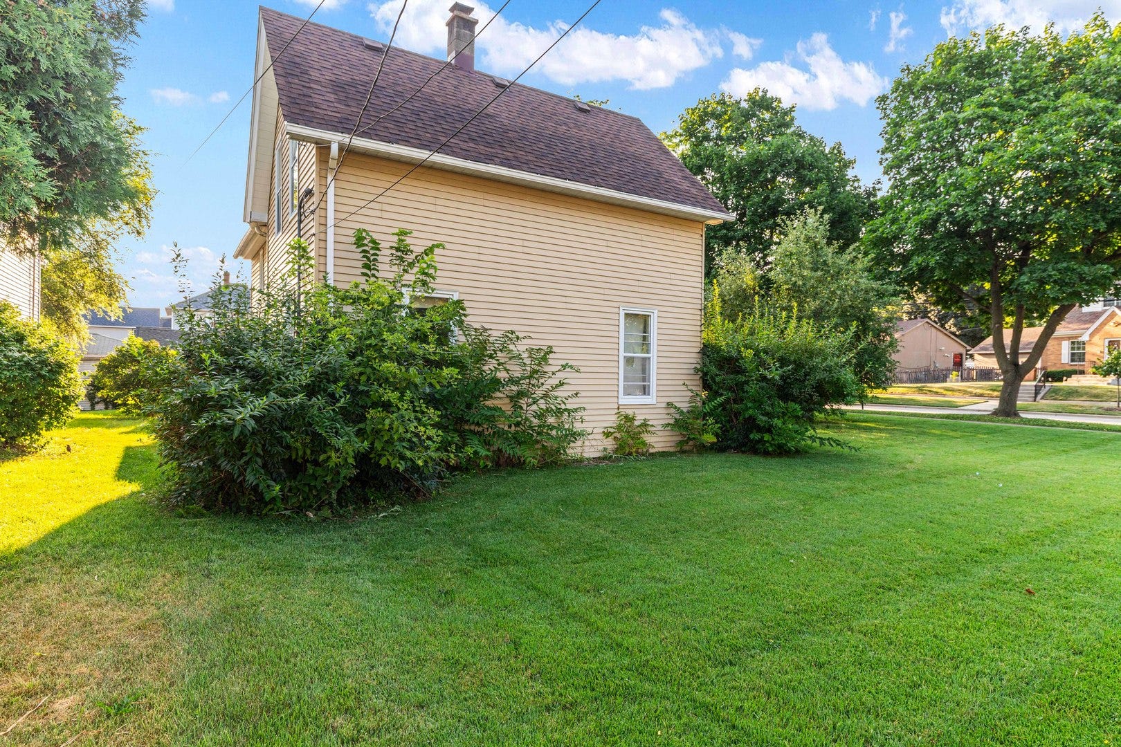 514 Locust Street, Elgin, IL 60123 514 Locust Street, Elgin, IL 60123