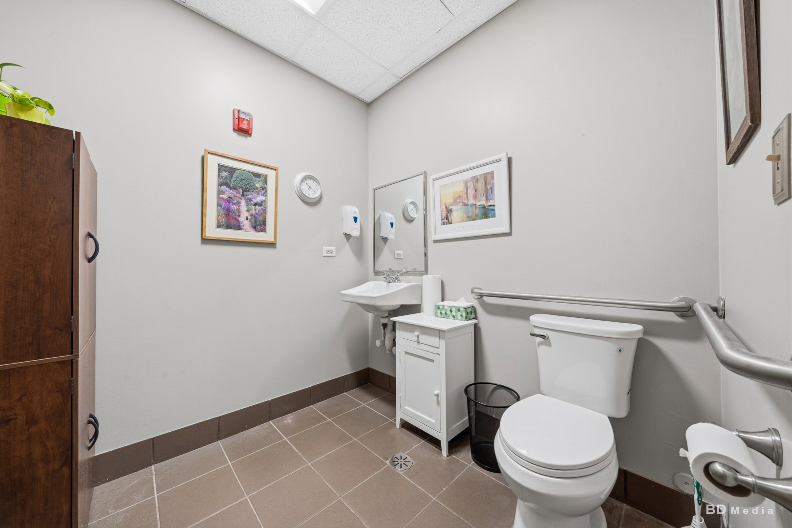 6370 Emerald Parkway, #100-101, Monee, IL 60449 6370 Emerald Parkway, #100-101, Monee, IL 60449