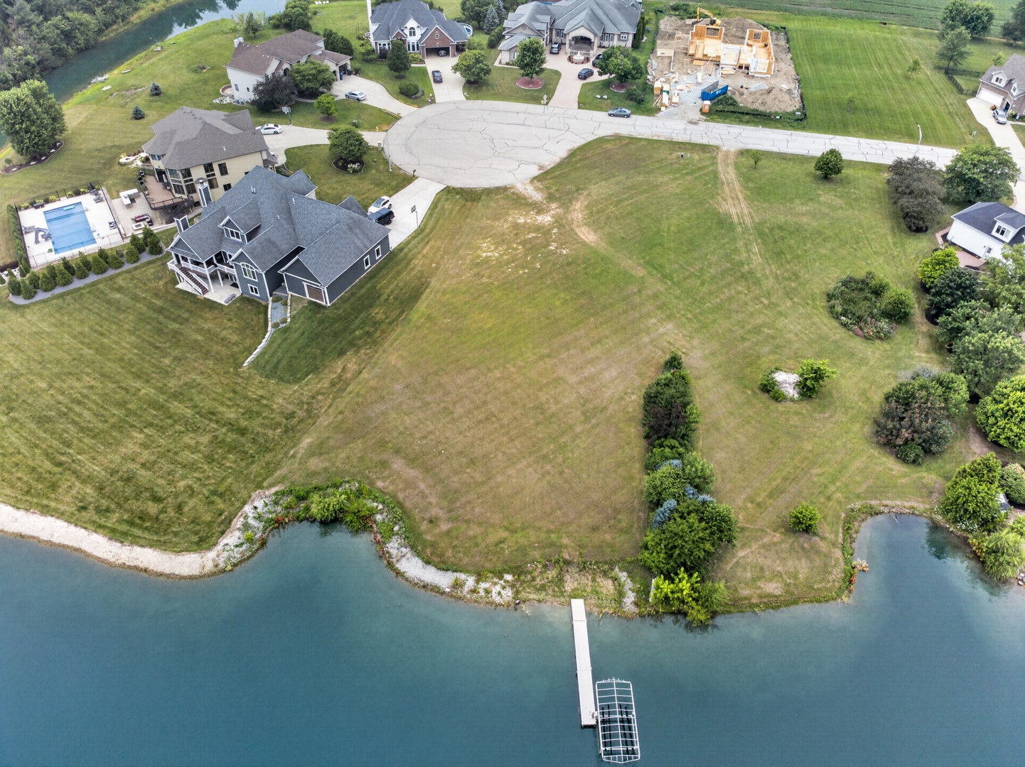 216 Slalom Court, Minooka, IL 60447