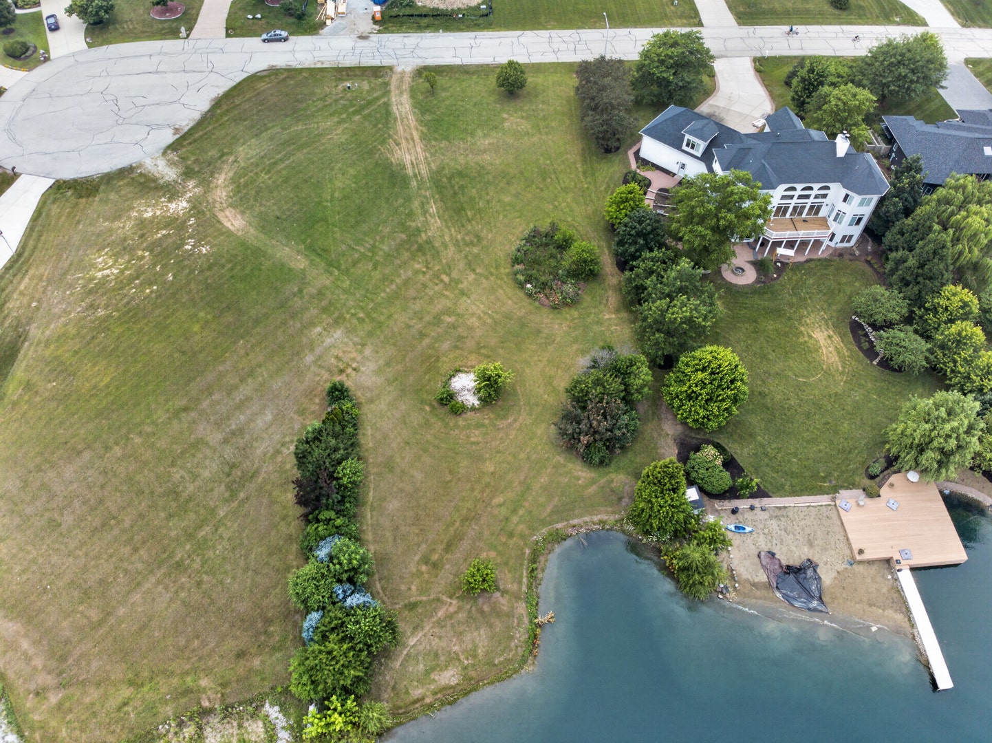216 Slalom Court, Minooka, IL 60447