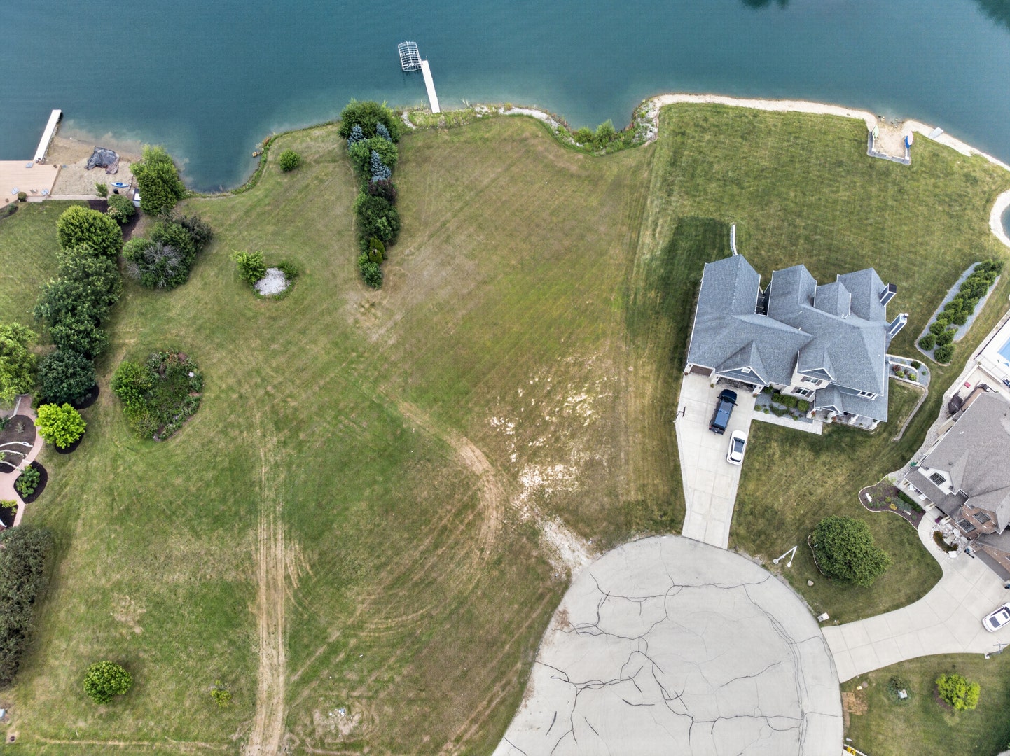 216 Slalom Court, Minooka, IL 60447