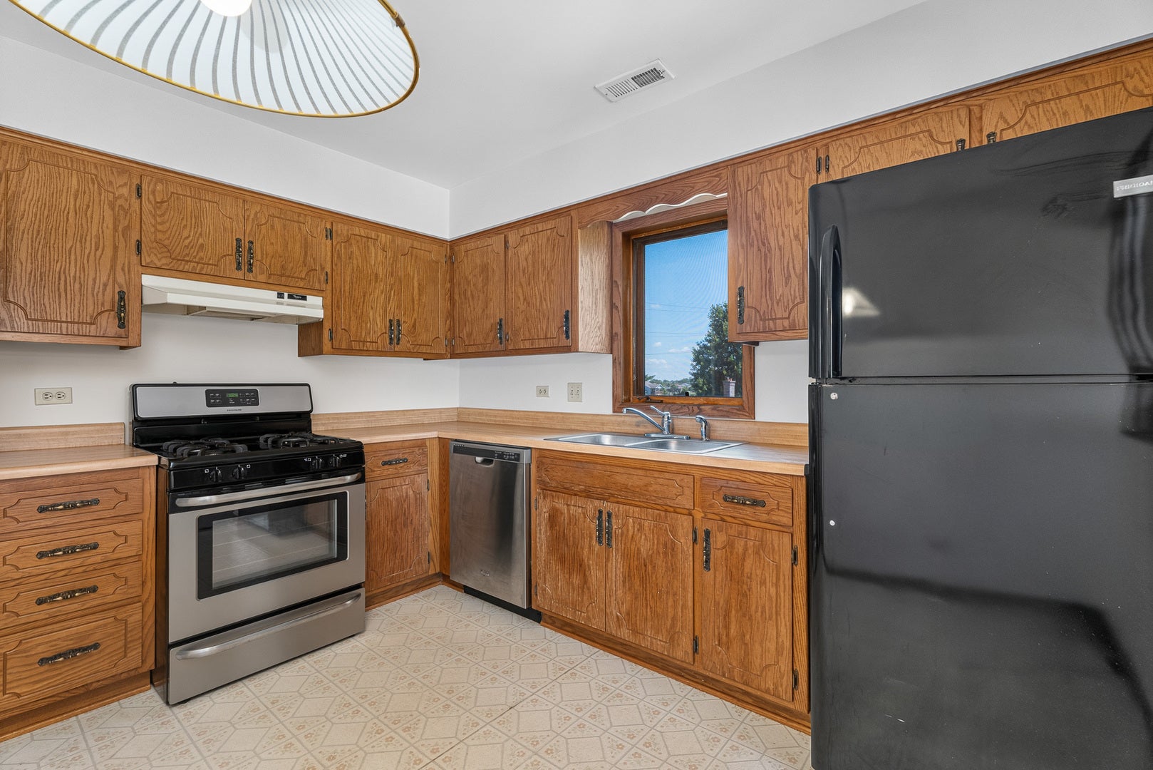 16107 Eagle Ridge Drive, #3S, Tinley Park, IL 60477 16107 Eagle Ridge Drive, #3S, Tinley Park, IL 60477
